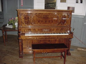 High Polish Bradbury Upright