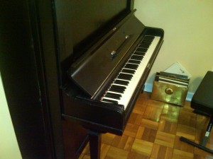 Steinway Upright FS Side View