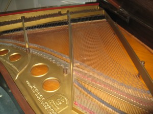Steinway L belly 2