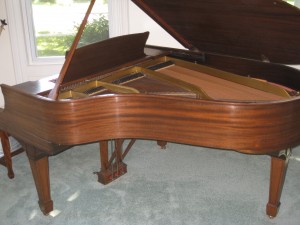 Steinway L side