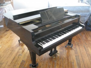 Yamaha G2 Music Desk
